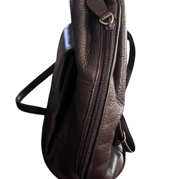 Liz Claiborne Accessories Brown Sling Bag - Picture 4 of 10